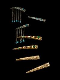 Seven Chinese Mixed Metal Articles