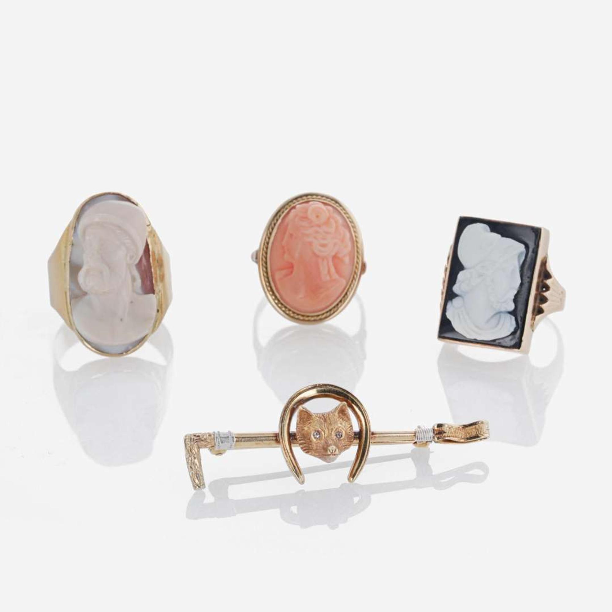 A Miscellaneous Collection of Gold Jewelry