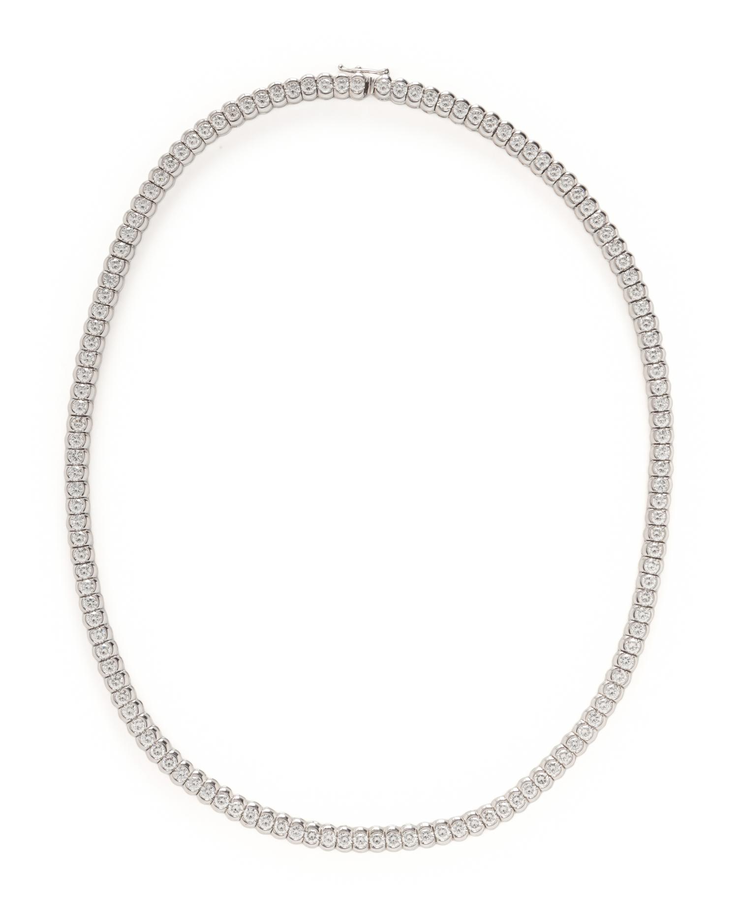 DIAMOND AND WHITE GOLD NECKLACE