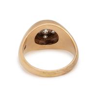 YELLOW GOLD AND DIAMOND RING