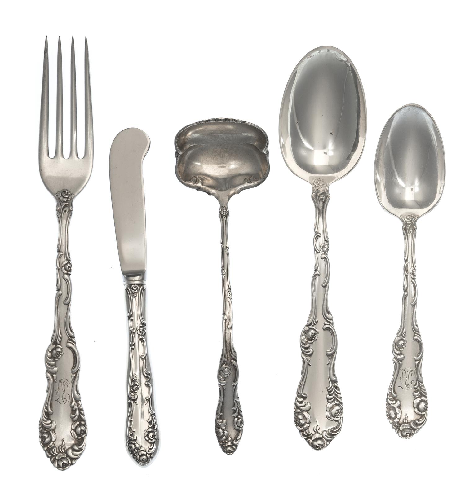An American Silver Flatware Service, Towle Silversmiths, Newburyport, MA, Old English pattern, comprising: 12 dinner forks 18 salad for