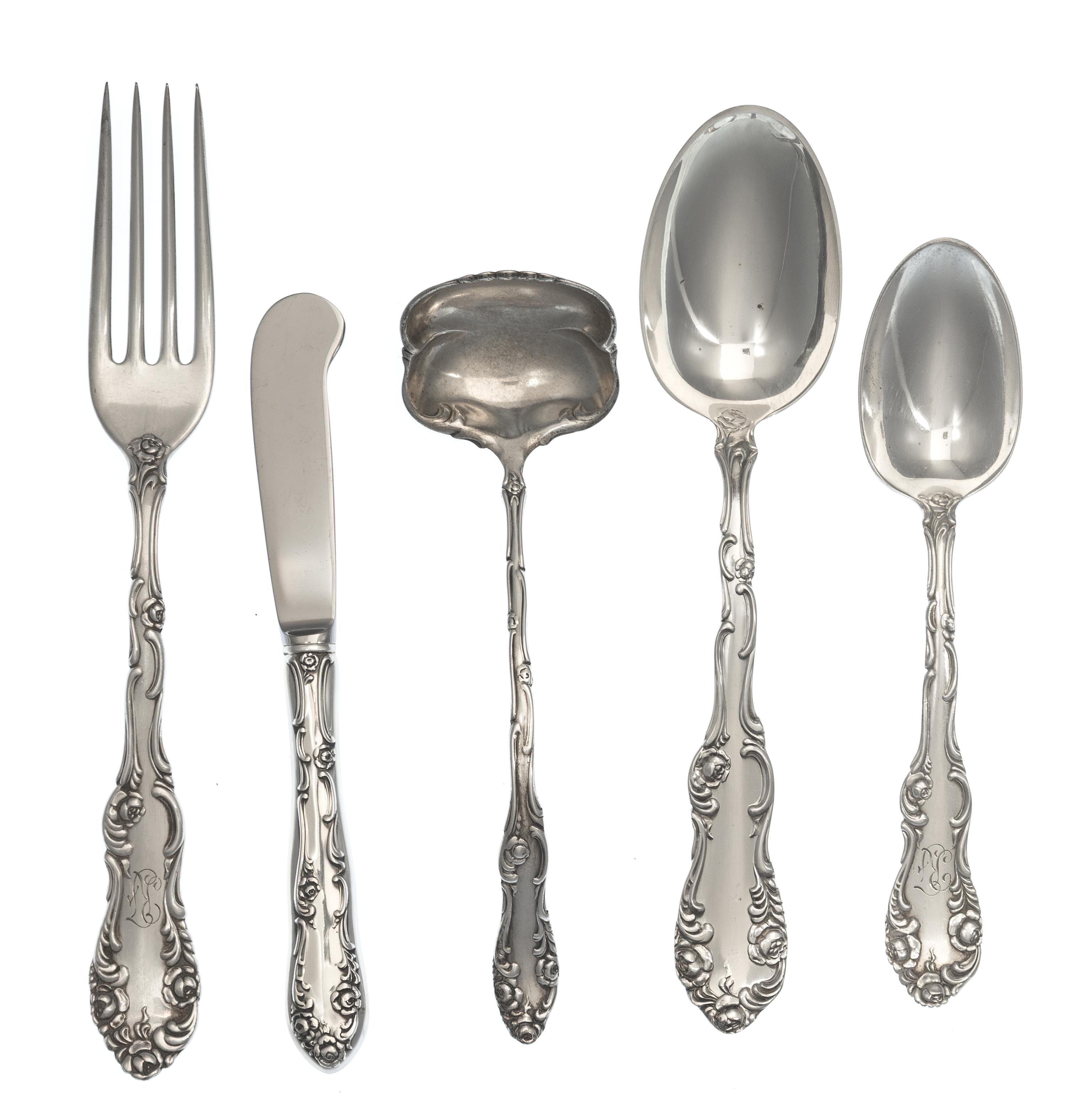 An American Silver Flatware Service, Towle Silversmiths, Newburyport, MA, Old English pattern, comprising: 12 dinner forks 18 salad for