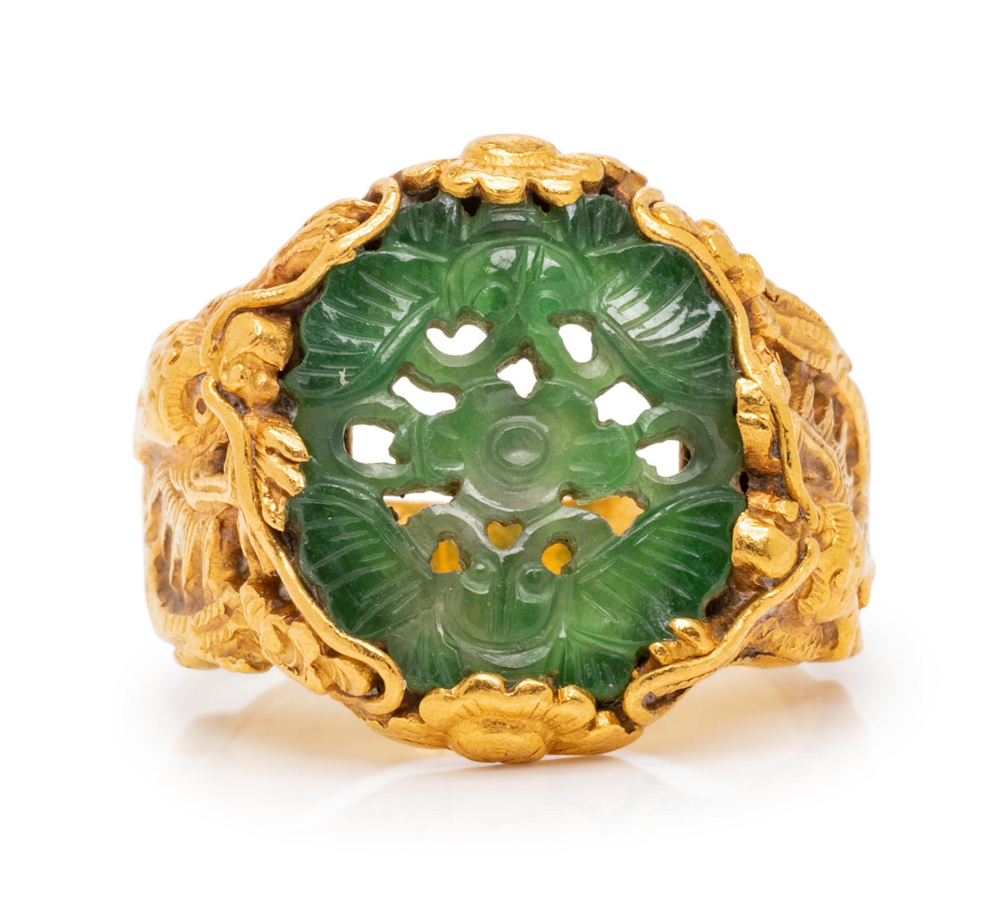 A Yellow Gold and Jade Ring,