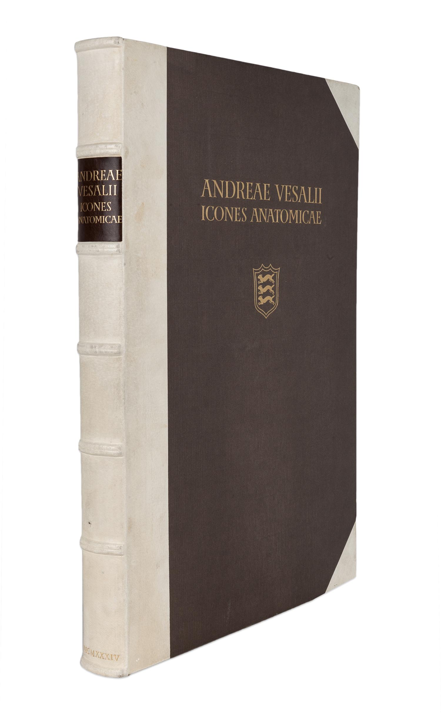 [MEDICINE]. VESALIUS, Andreas (1514-1564). Icones anatomicae . Munich: The Bremer Press for the New York Academy of Medicine and the University of Munich Library, 1934-1935.