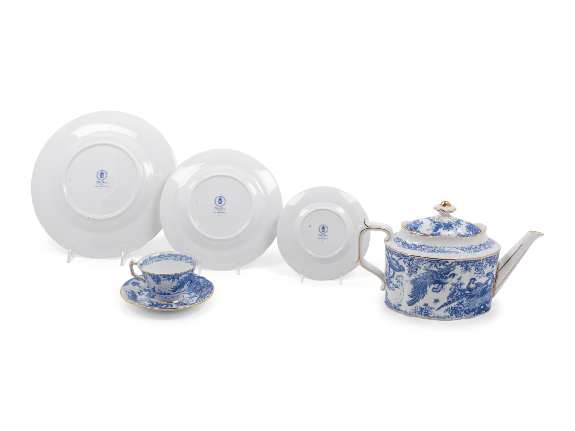 A Royal Crown Derby Porcelain Blue Aves Dinner Service