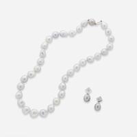 18K White Gold Baroque Pearl Necklace and Earrings
