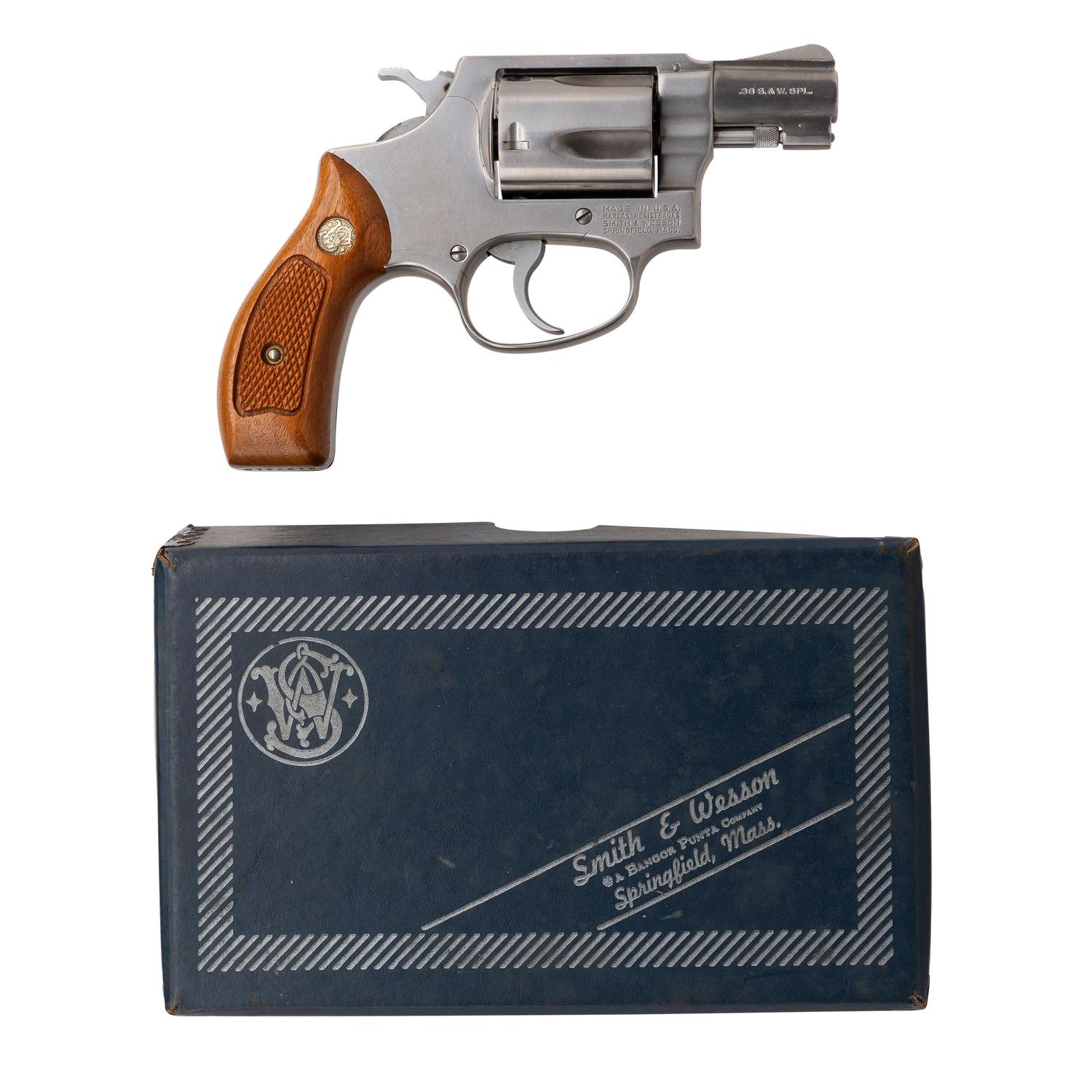 *Smith & Wesson Model 60 in Box