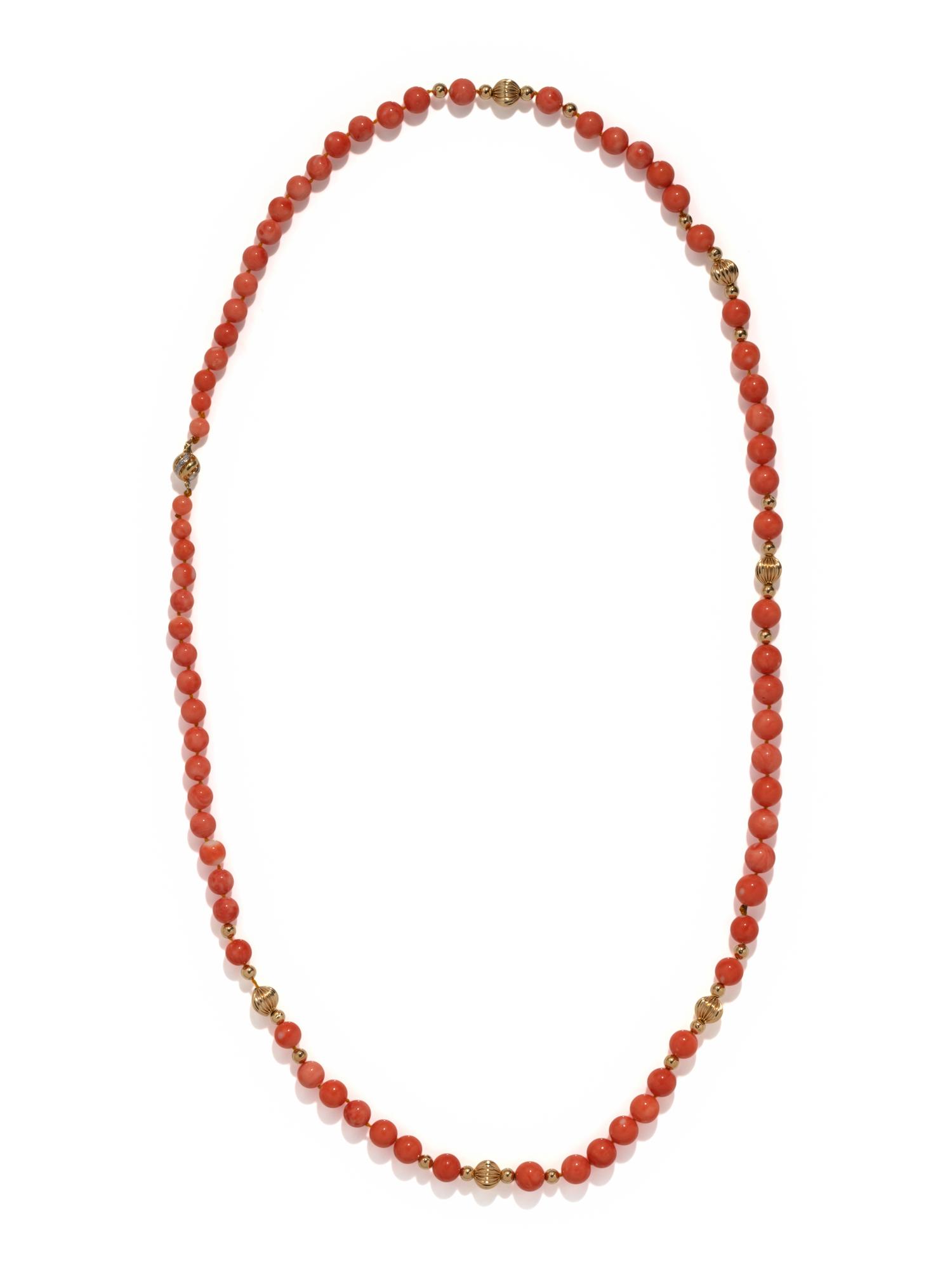 CORAL AND YELLOW GOLD BEAD NECKLACE