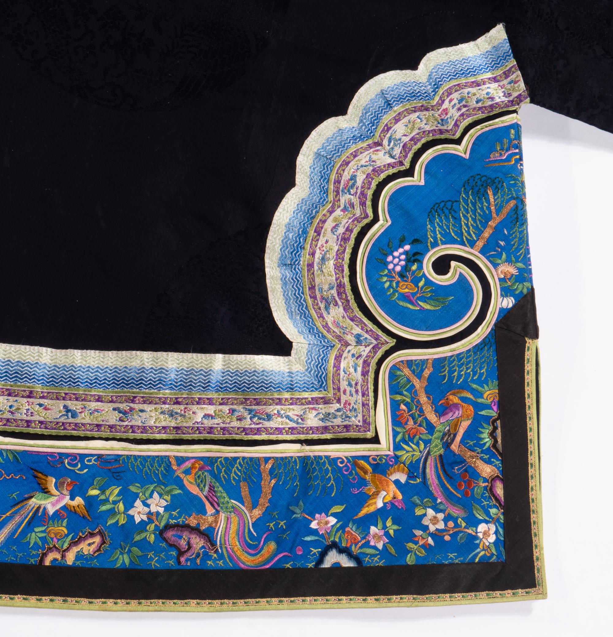 A Chinese Silk Embroidered Ladies' Jacket