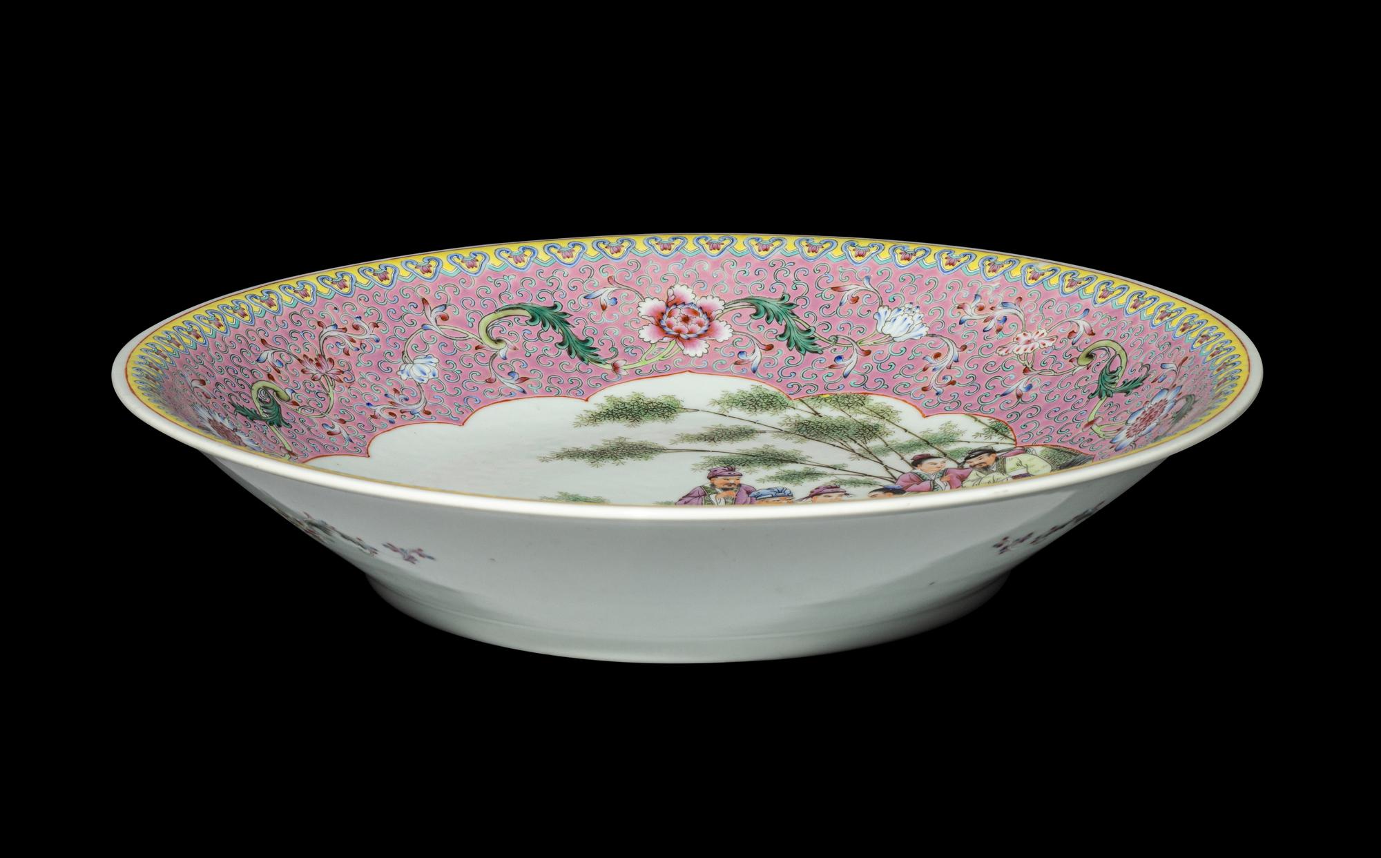 Two Chinese Famille Rose Porcelain Wares