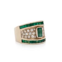 EMERALD AND DIAMOND RING