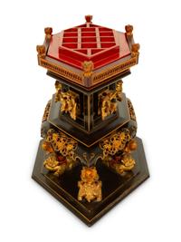 A Straits Chinese Lacquer and Gilt Six-Sided Chanab Offering Box and Stand — 20TH CENTURY