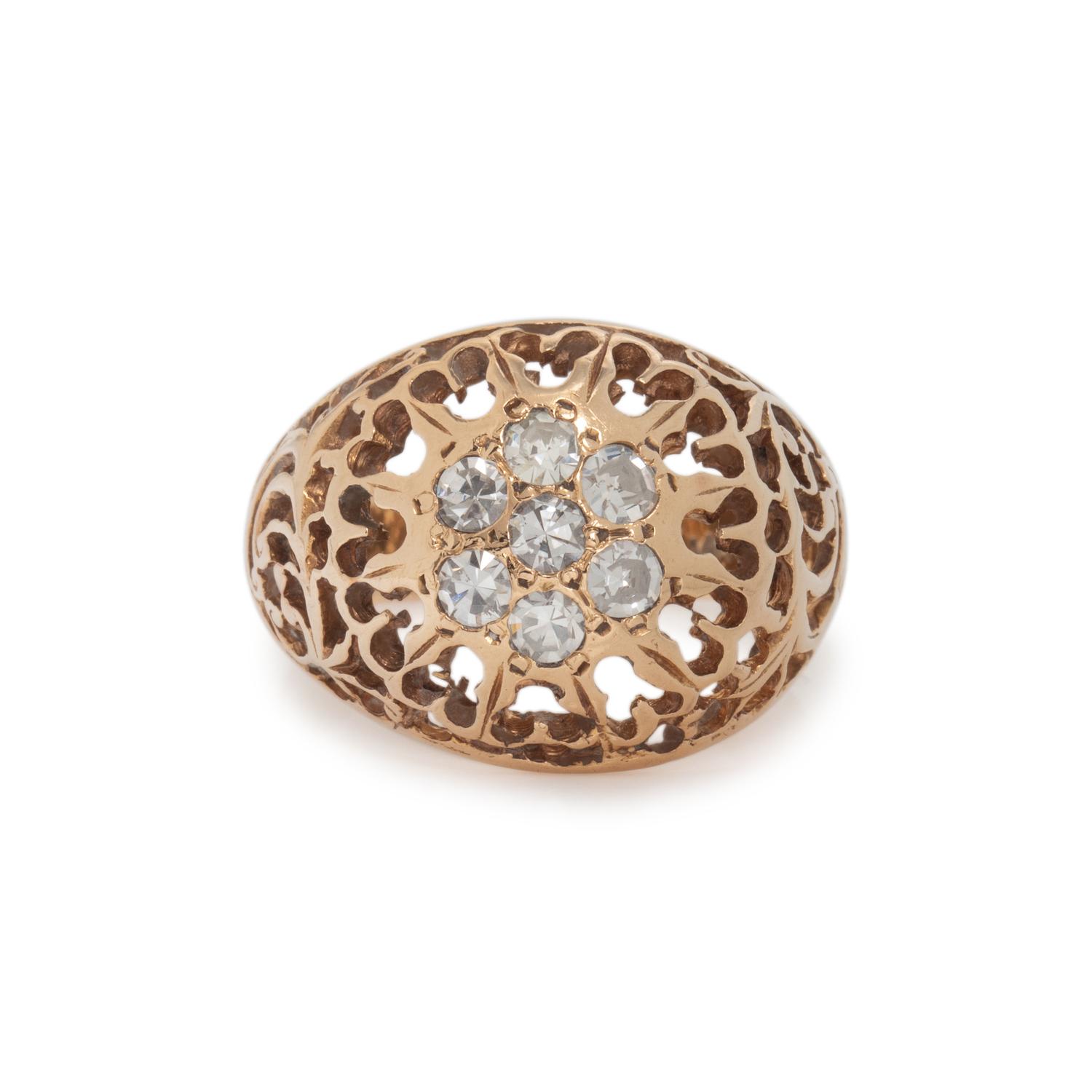 YELLOW GOLD AND DIAMOND RING