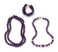 A Collection of 14 Karat Yellow Gold and Amethyst Bead Jewelry,