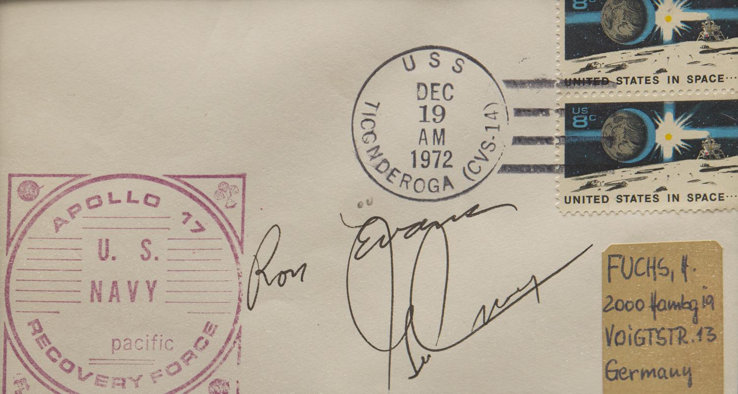 [Travel & Exploration] Group of 12 Signatures of NASA Apollo Missions Moonwalkers