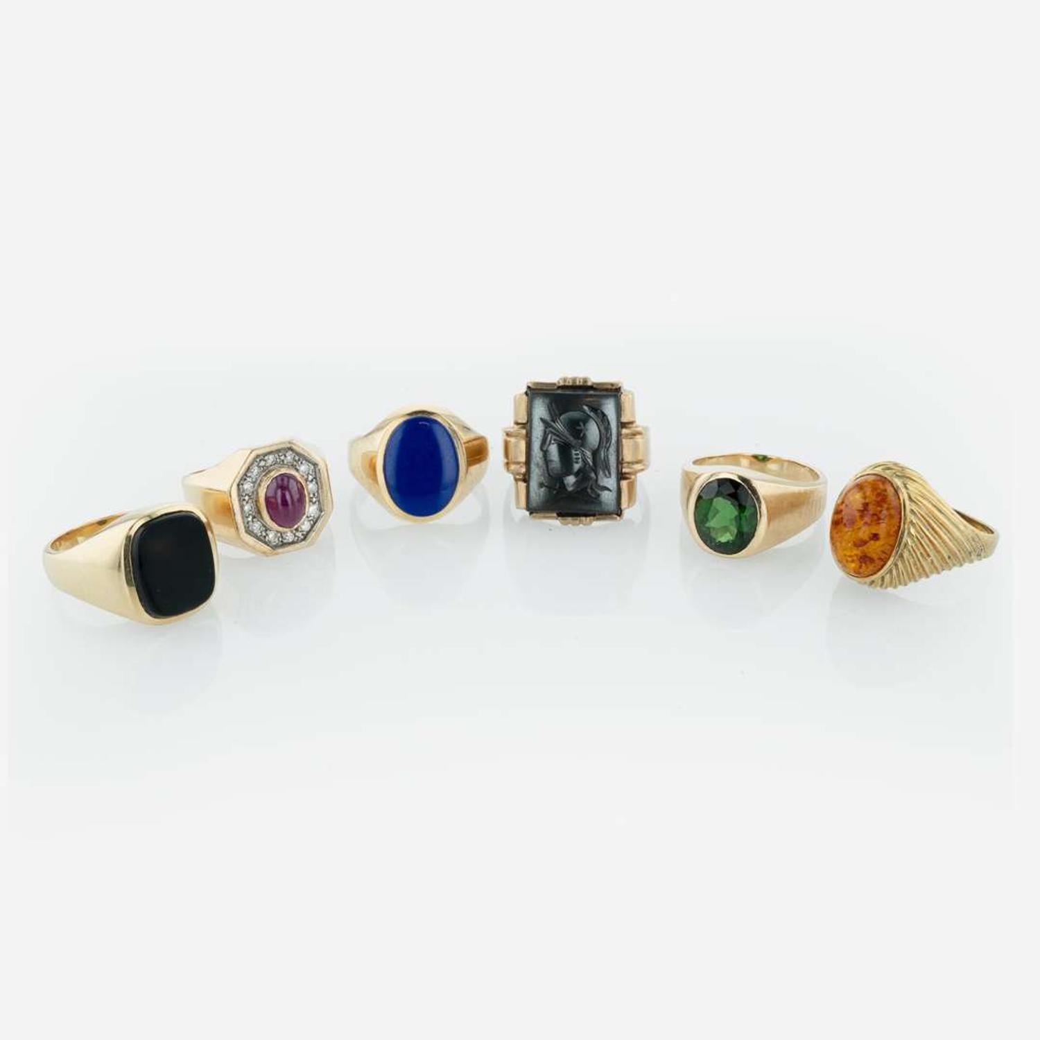 A Collection of Six Yellow Gold Men's Rings