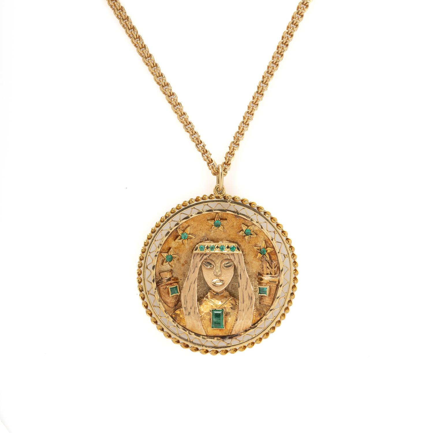 YELLOW GOLD AND EMERALD PENDANT NECKLACE