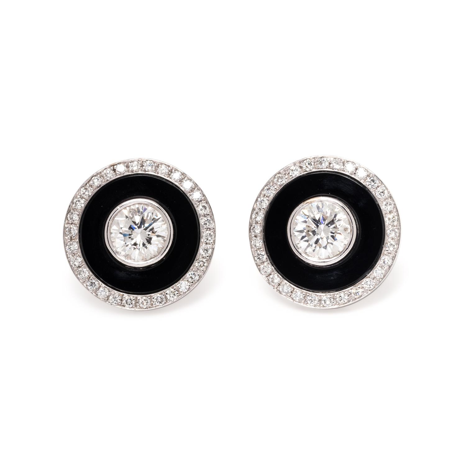 DIAMOND AND ONYX CUFFLINKS