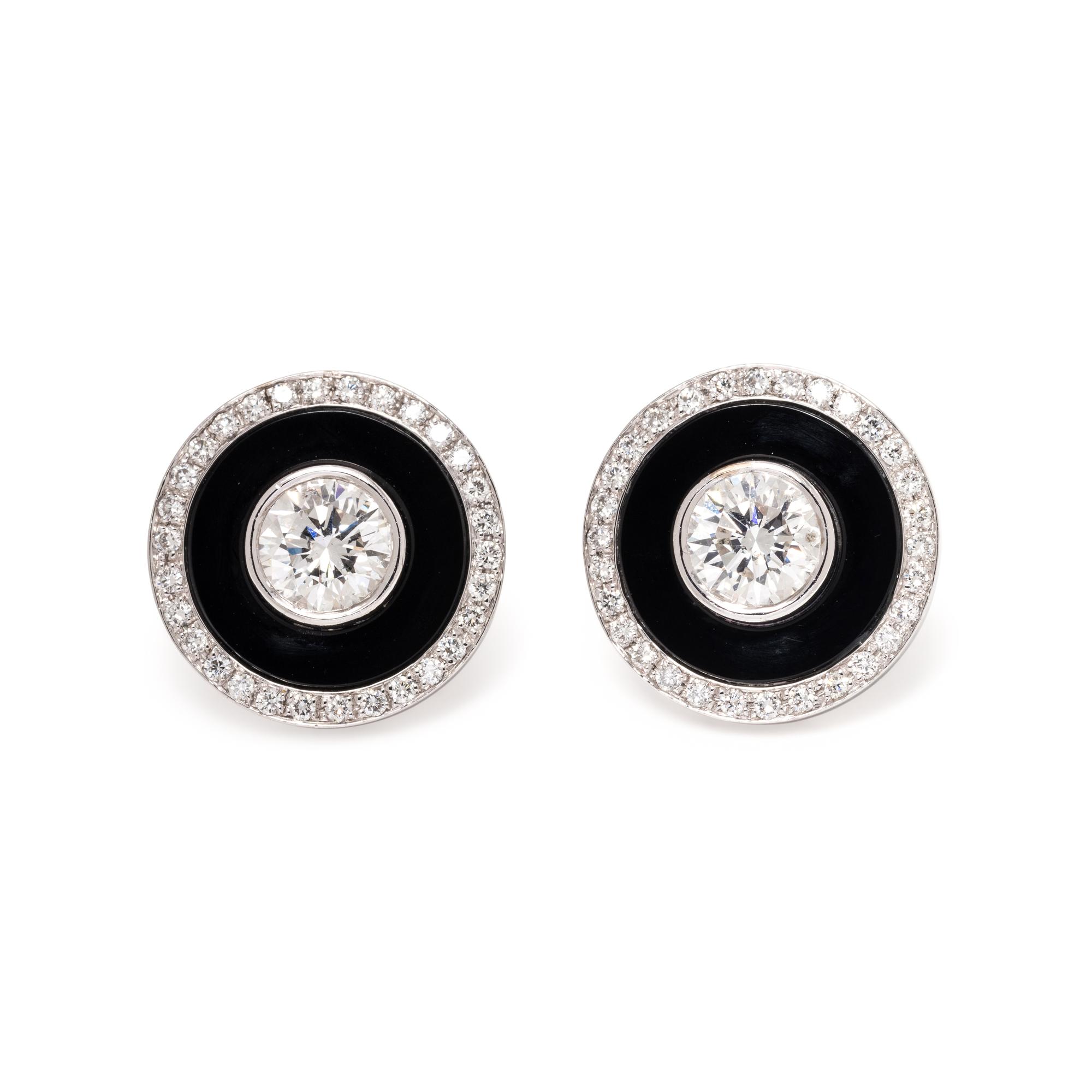 DIAMOND AND ONYX CUFFLINKS