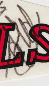 A 1988-89 Chicago Bulls Team Signed Autograph Pennant Including Michael Jordan (Beckett Authentication Services BAS Certified),