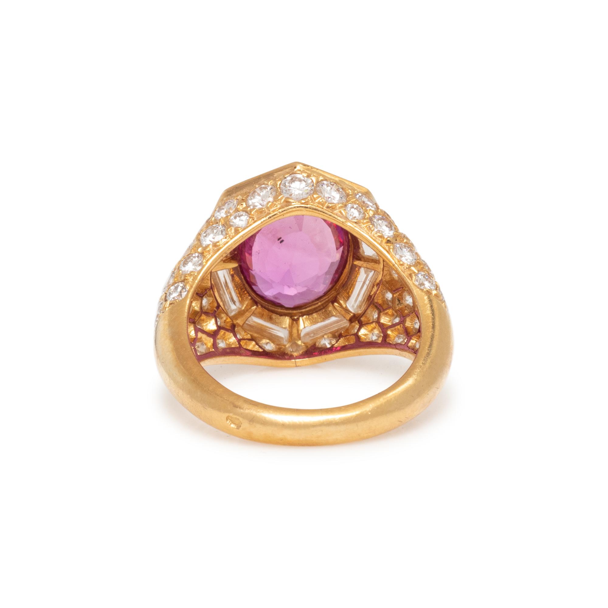 PINK SAPPHIRE, DIAMOND AND YELLOW GOLD RING