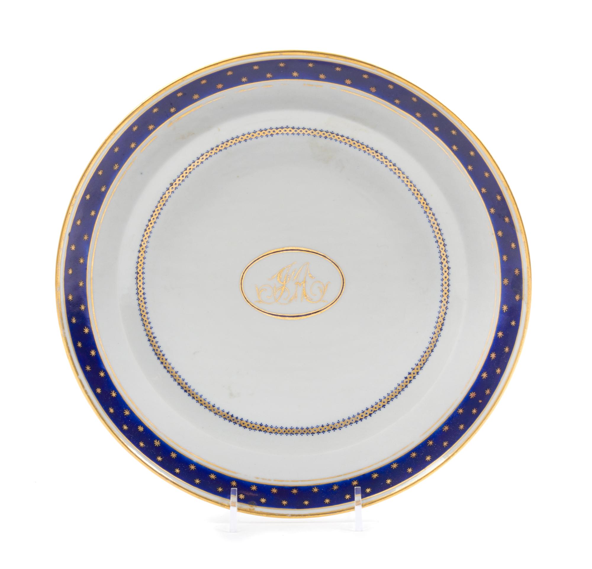 A Chinese Export Porcelain Plate Diameter 9 3/4 inches. — 19TH CENTURY