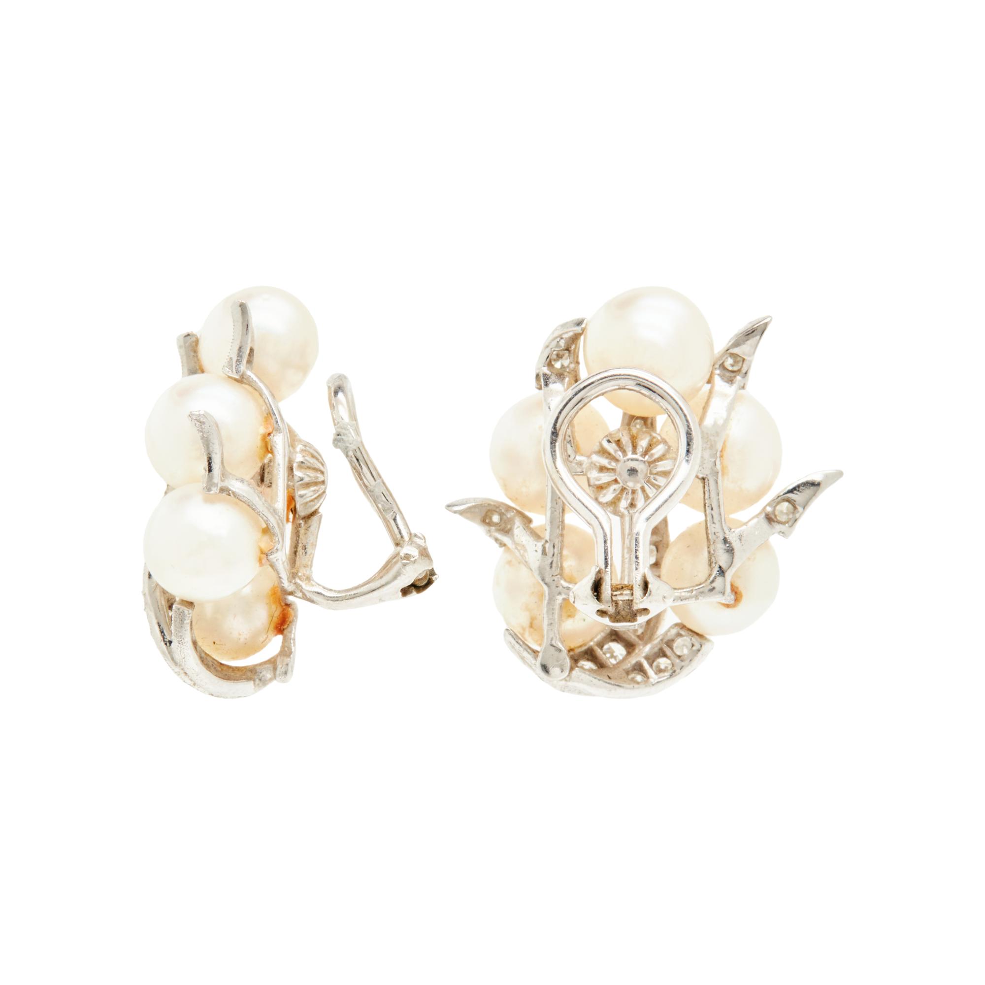 CULTURED PEARL AND DIAMOND JEWELRY SUITE