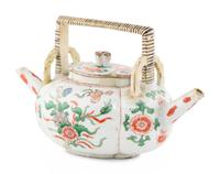 A Chinese Export Porcelain Teapot