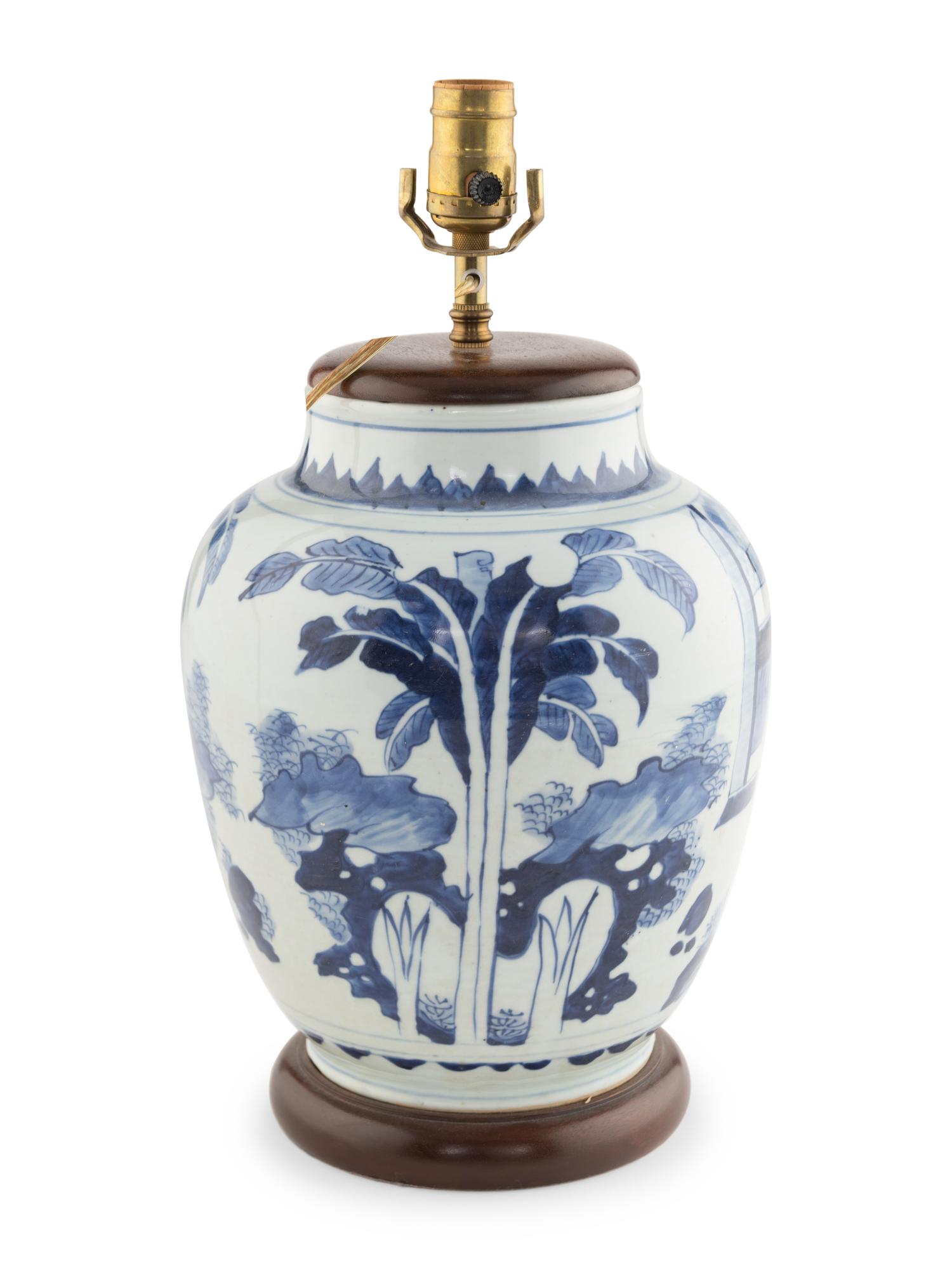 A Chinese Blue and White Porcelain Jar