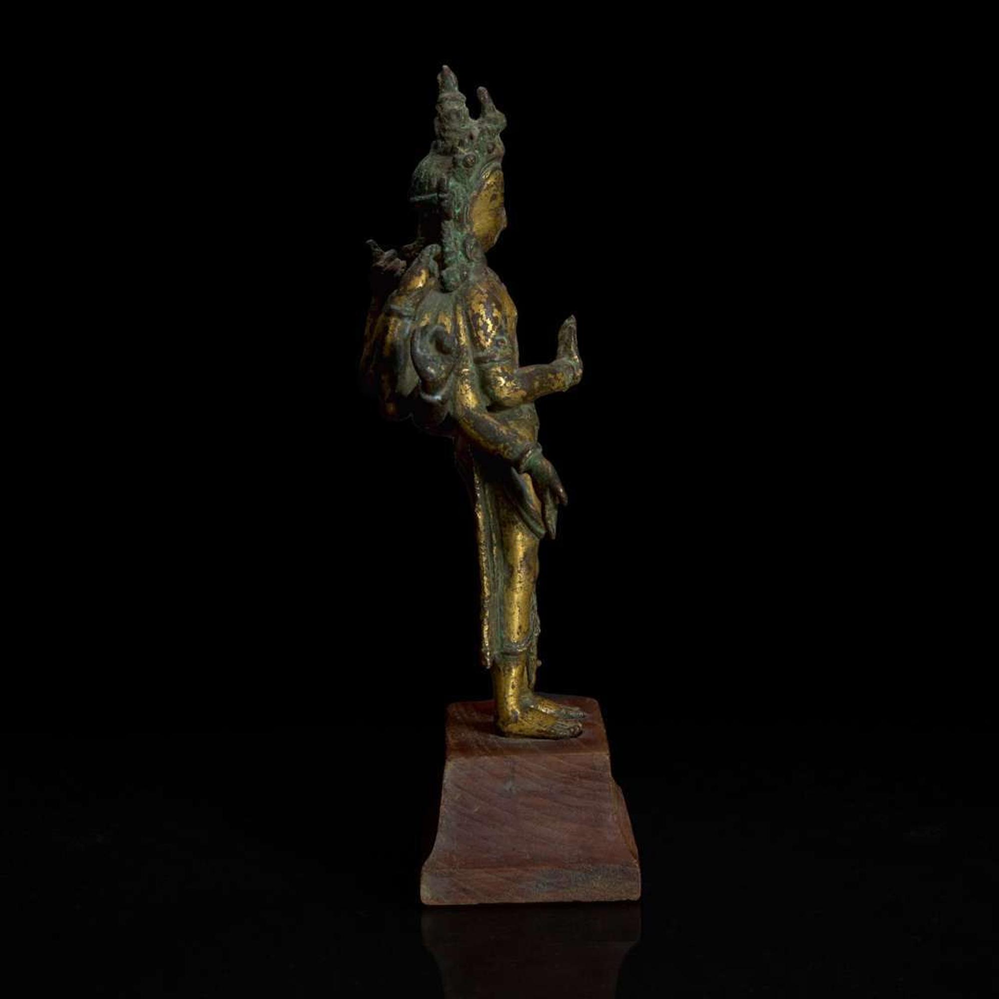 A Nepalese gilt copper alloy figure of Amoghapasha 尼泊尔六臂观音鎏金铜合金造像 12th century or later ???????