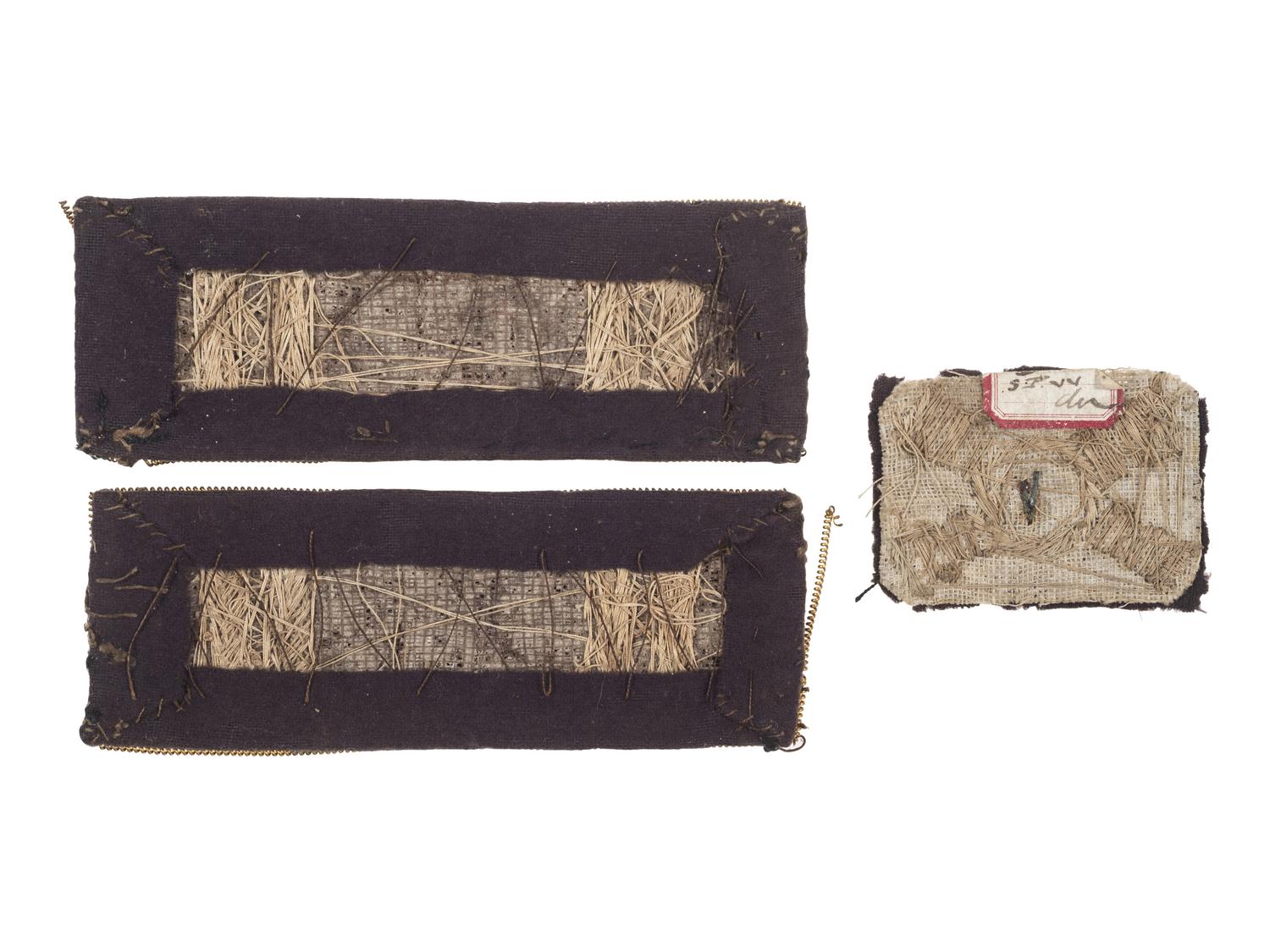[CIVIL WAR]. Captain of artillery shoulder straps and cap insignia.