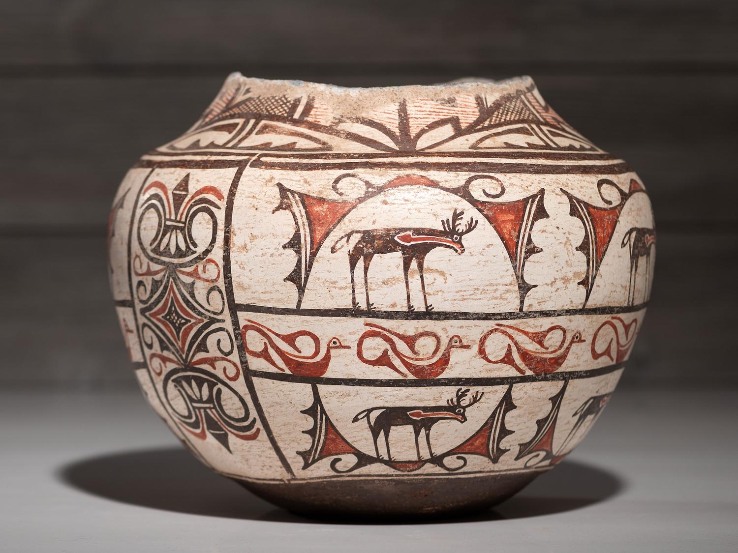 Zuni Pottery Olla, with Ladle Wear