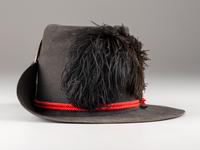 [CIVIL WAR]. Model 1858 Union artillery Hardee hat with added insignia.