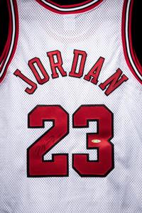 A Michael Jordan Chicago Bulls Signed Autograph Authentic Home 23 Nike Jersey (Upper Deck Authenticated)
