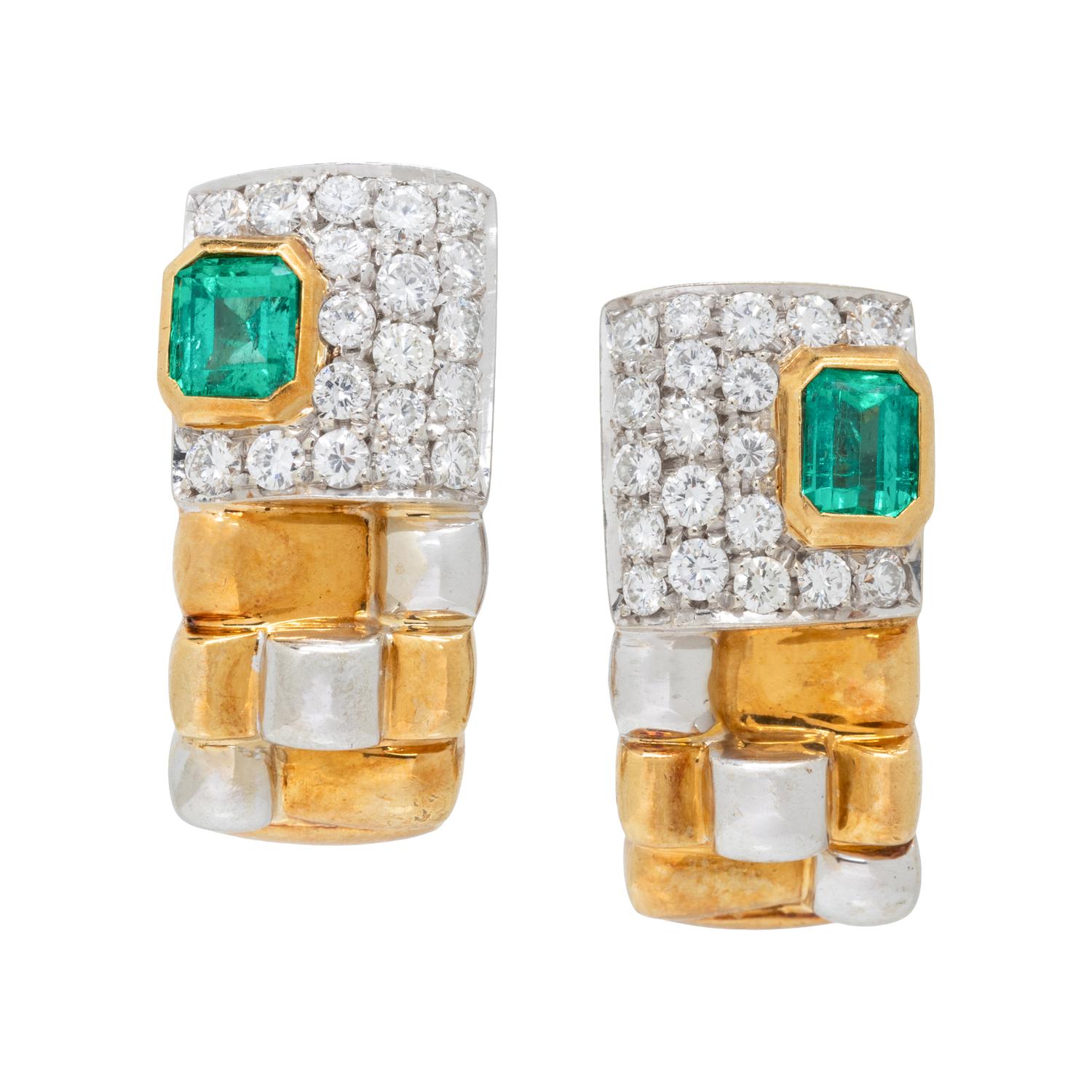 BICOLOR GOLD, EMERALD, AND DIAMOND NECKLACE AND EARRINGS