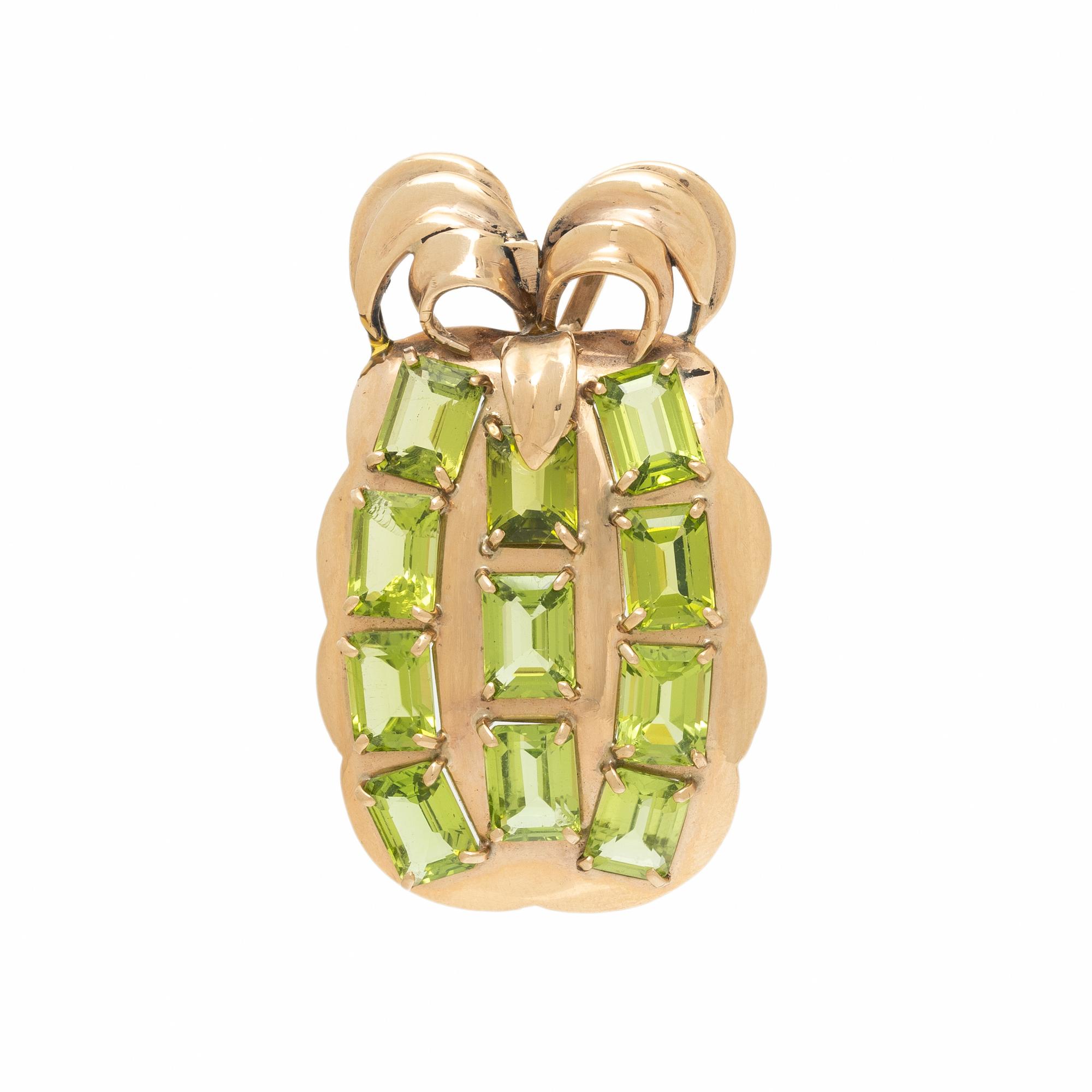 PERIDOT AND ROSE GOLD PENDANT