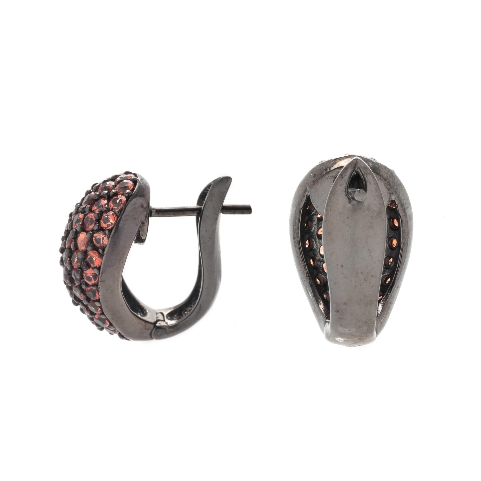 COLORED SAPPHIRE EARCLIPS