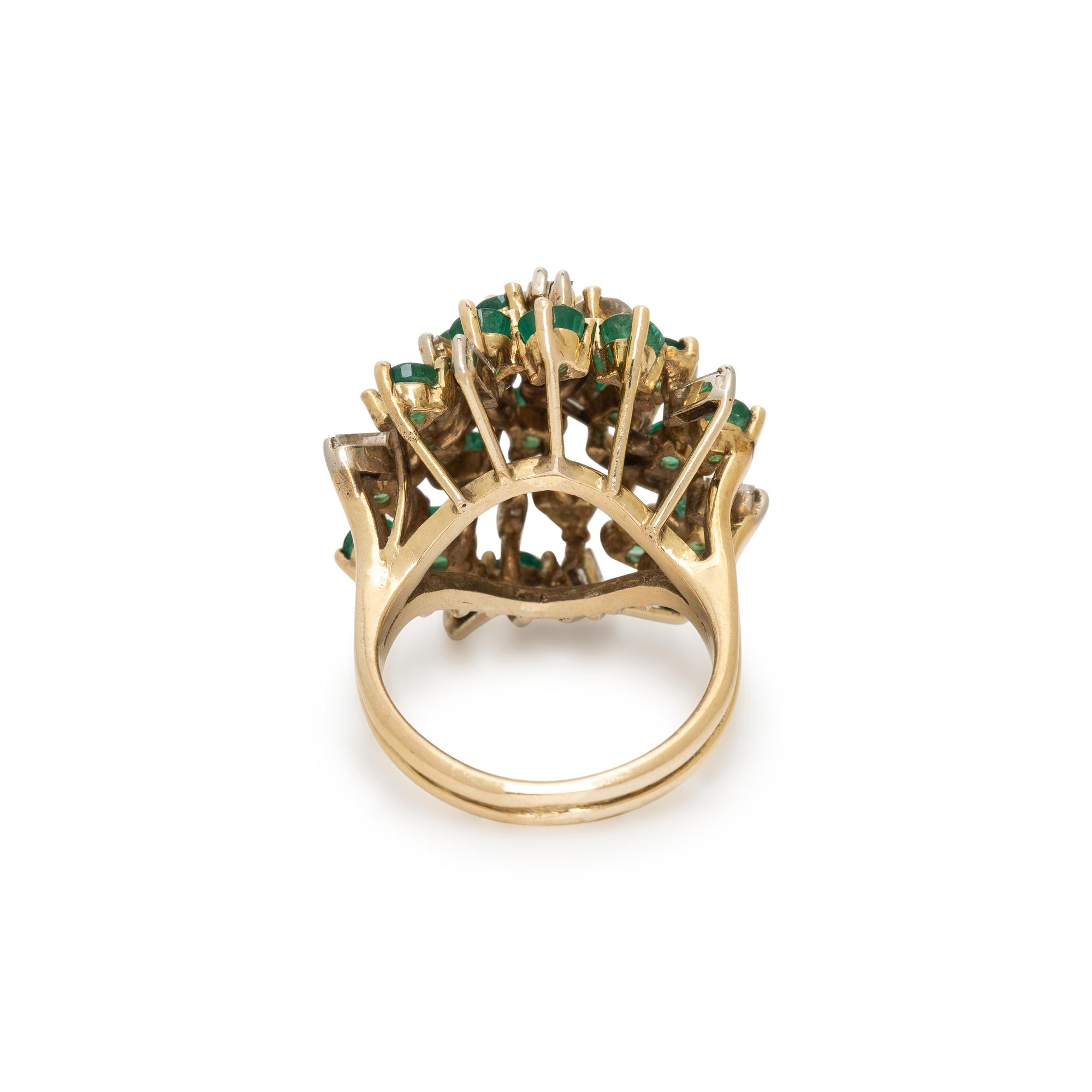 EMERALD AND DIAMOND CLUSTER RING
