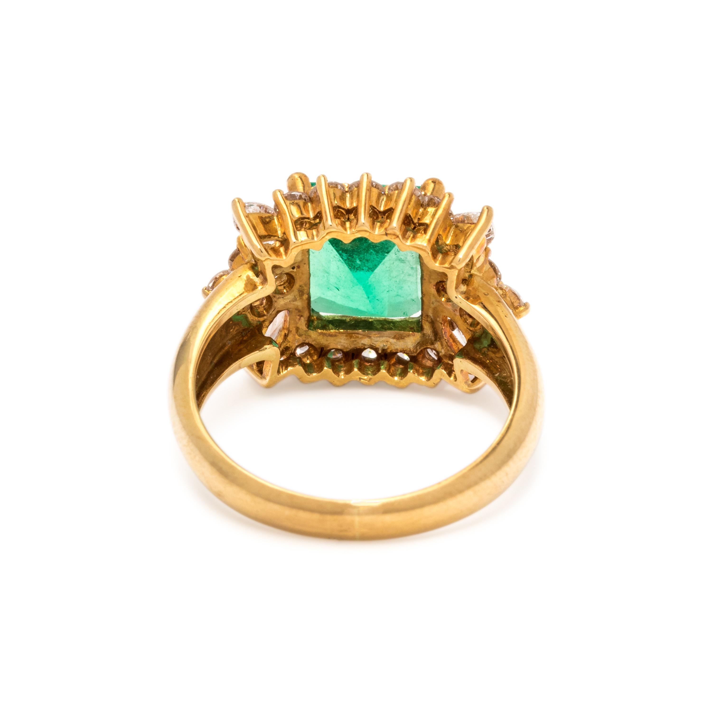 EMERALD AND DIAMOND RING