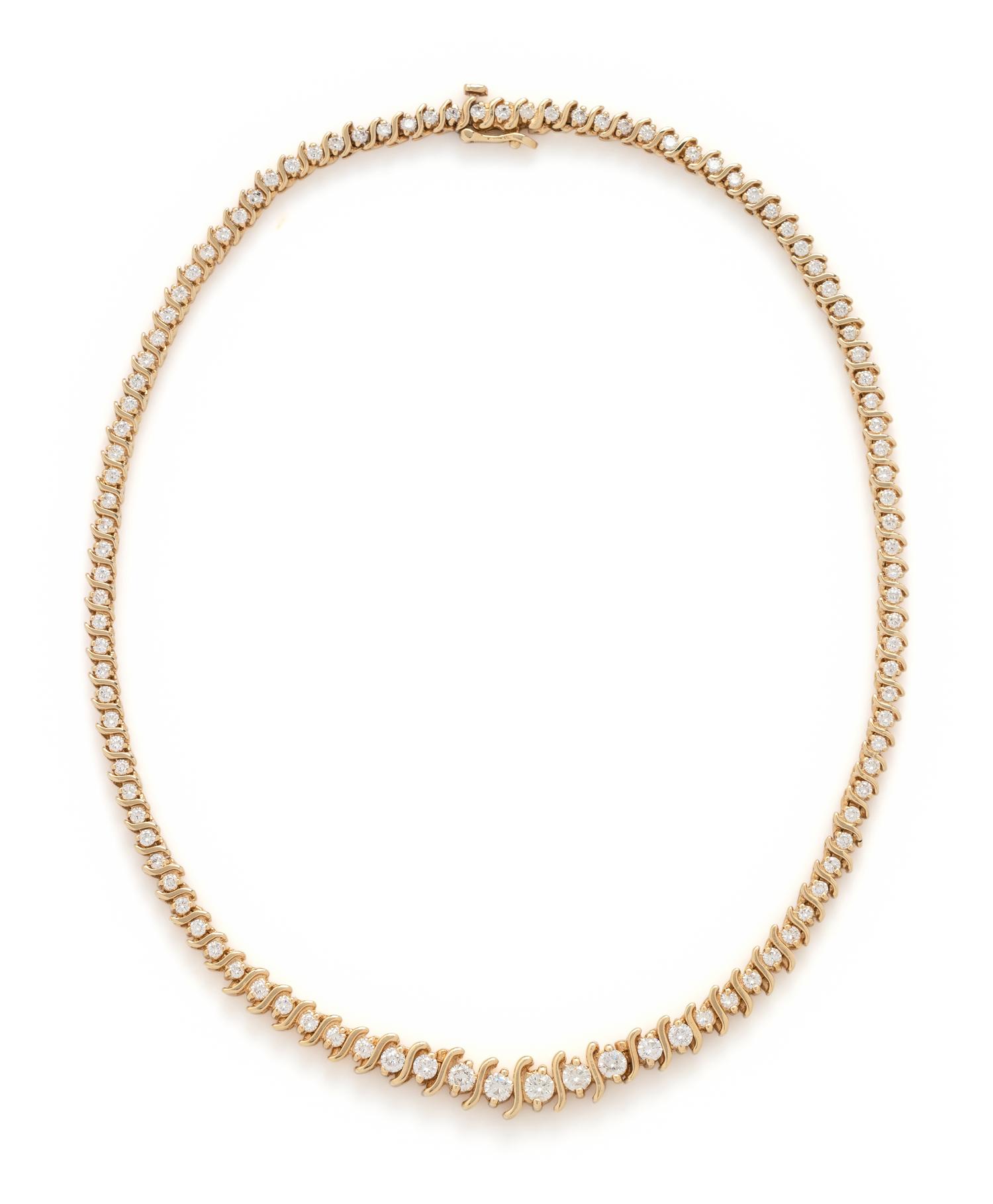 YELLOW GOLD AND DIAMOND NECKLACE