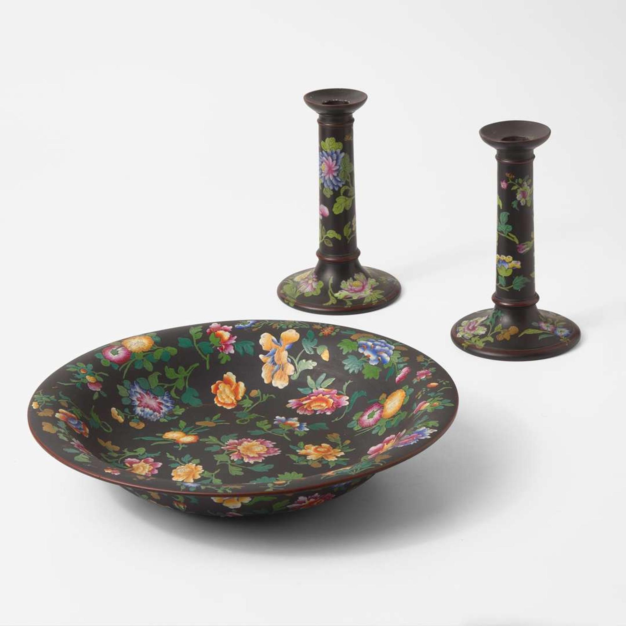A Wedgwood Black Basalt Capri Ware Console Set UK, circa 1900