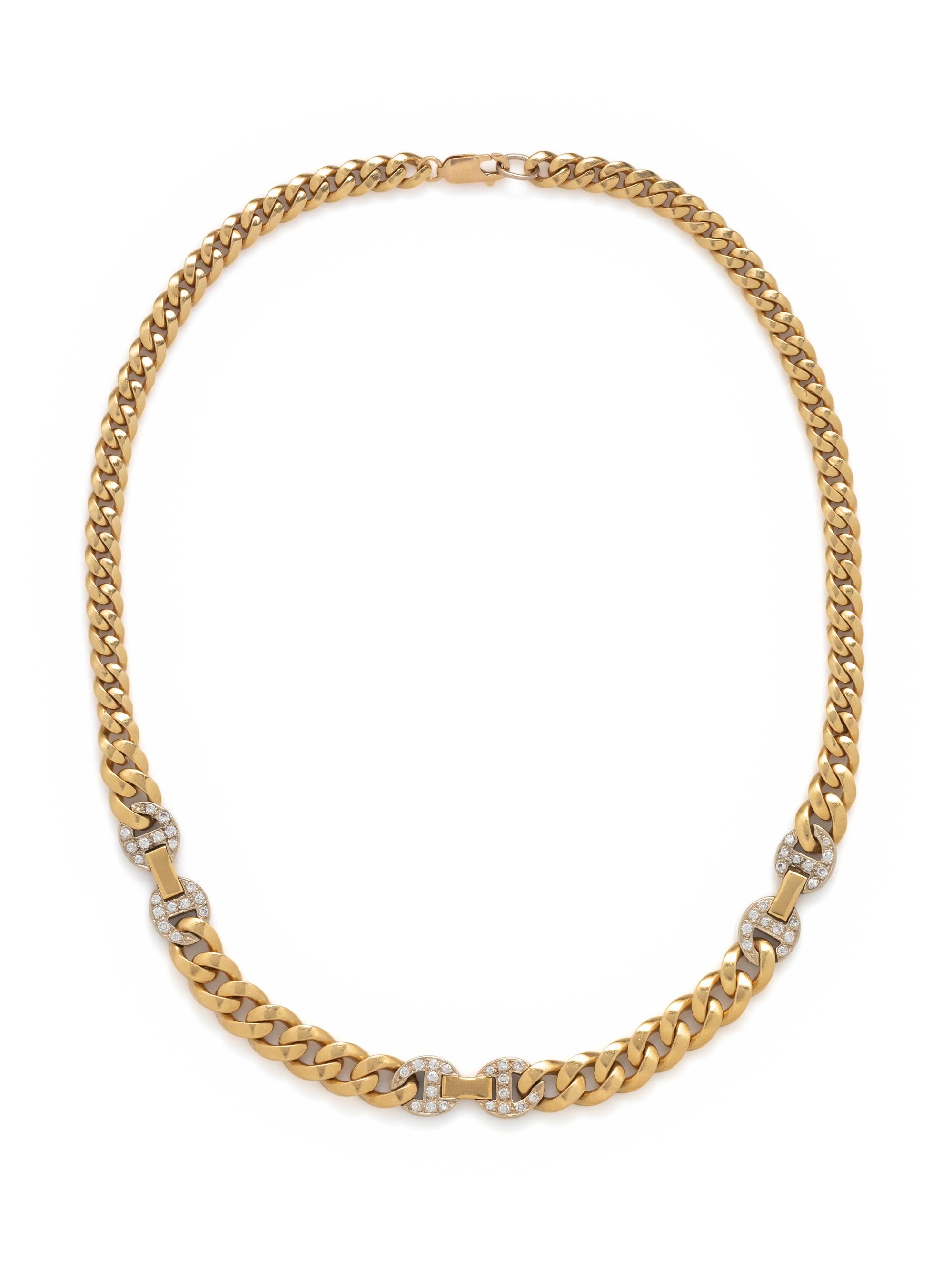 YELLOW GOLD AND DIAMOND NECKLACE