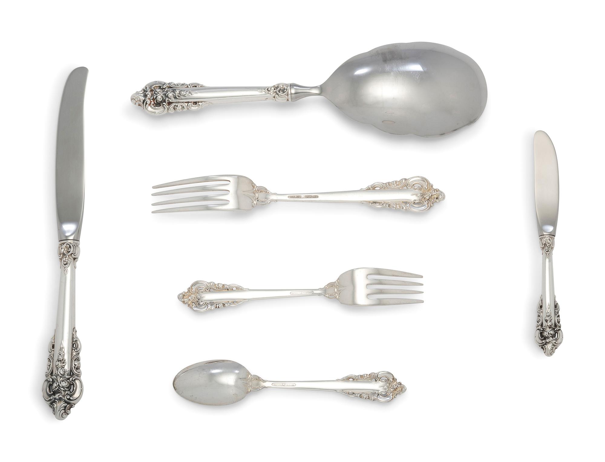 A Wallace Silversmiths Grand Baroque Silver Flatware Service