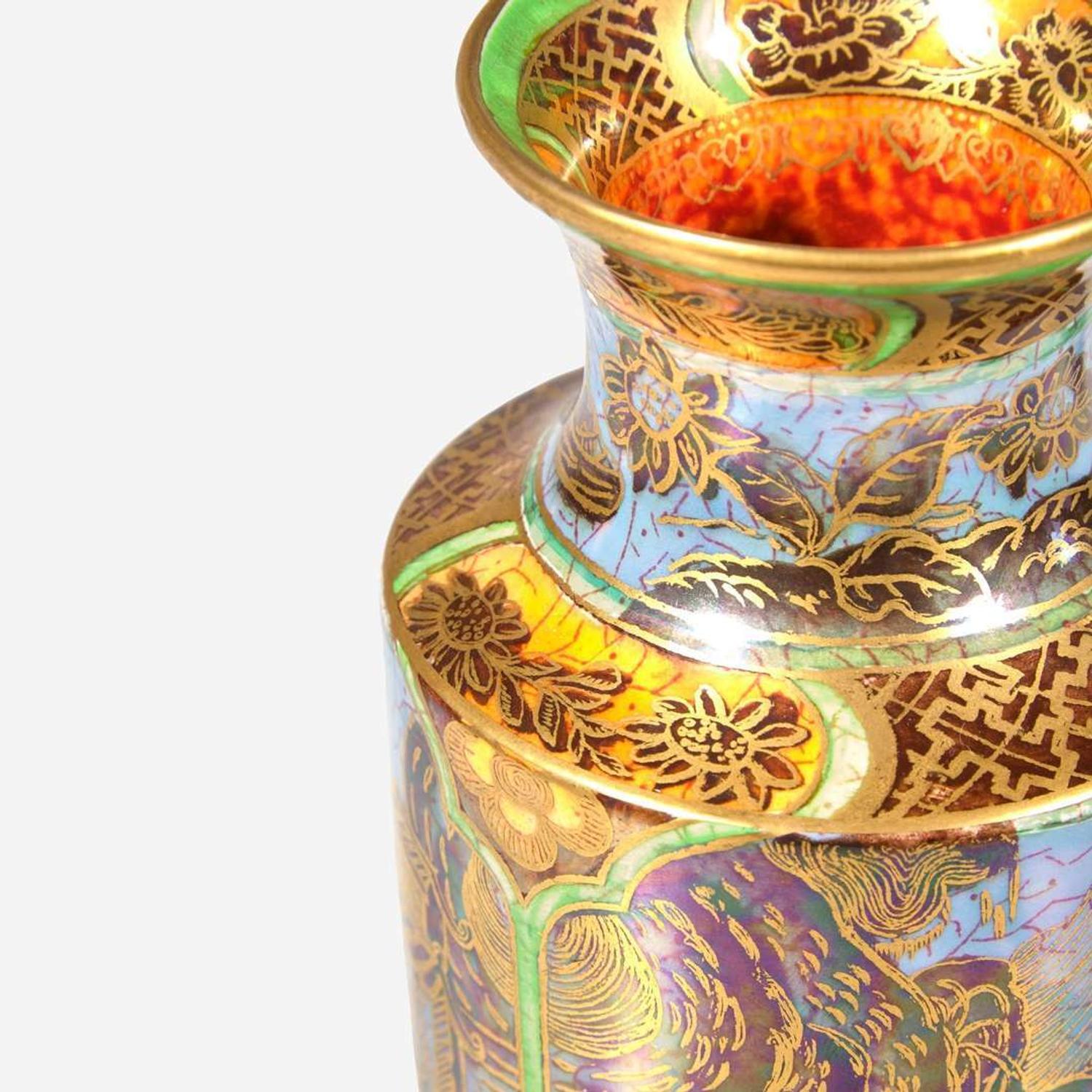 A Wedgwood Fairyland Lustre Daventry Vase UK, circa 1925