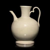 A Chinese Ding-Type White Glazed Ewer, Northern Song Dynasty — 北宋 仿定窯白釉執壺