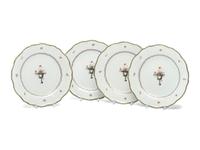 A Set of Four Chinese Export Famille Rose Urn Decorated Porcelain Plates