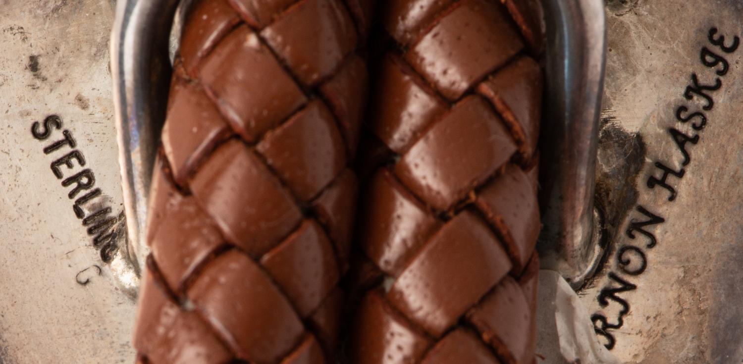 Sterling Silver Figural Bolo Tie, with Coral Lot is located and will ship from Denver, Colorado.