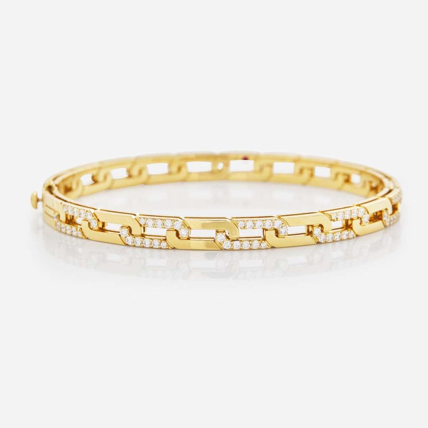 An 18K Yellow Gold Navarra Bangle Bracelet by Roberto Coin c. 2010