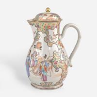 A large Chinese export famille-rose decorated porcelain jug and cover 粉彩出口瓷大盖壶 Qing dynasty, mid 18th century ? ??????