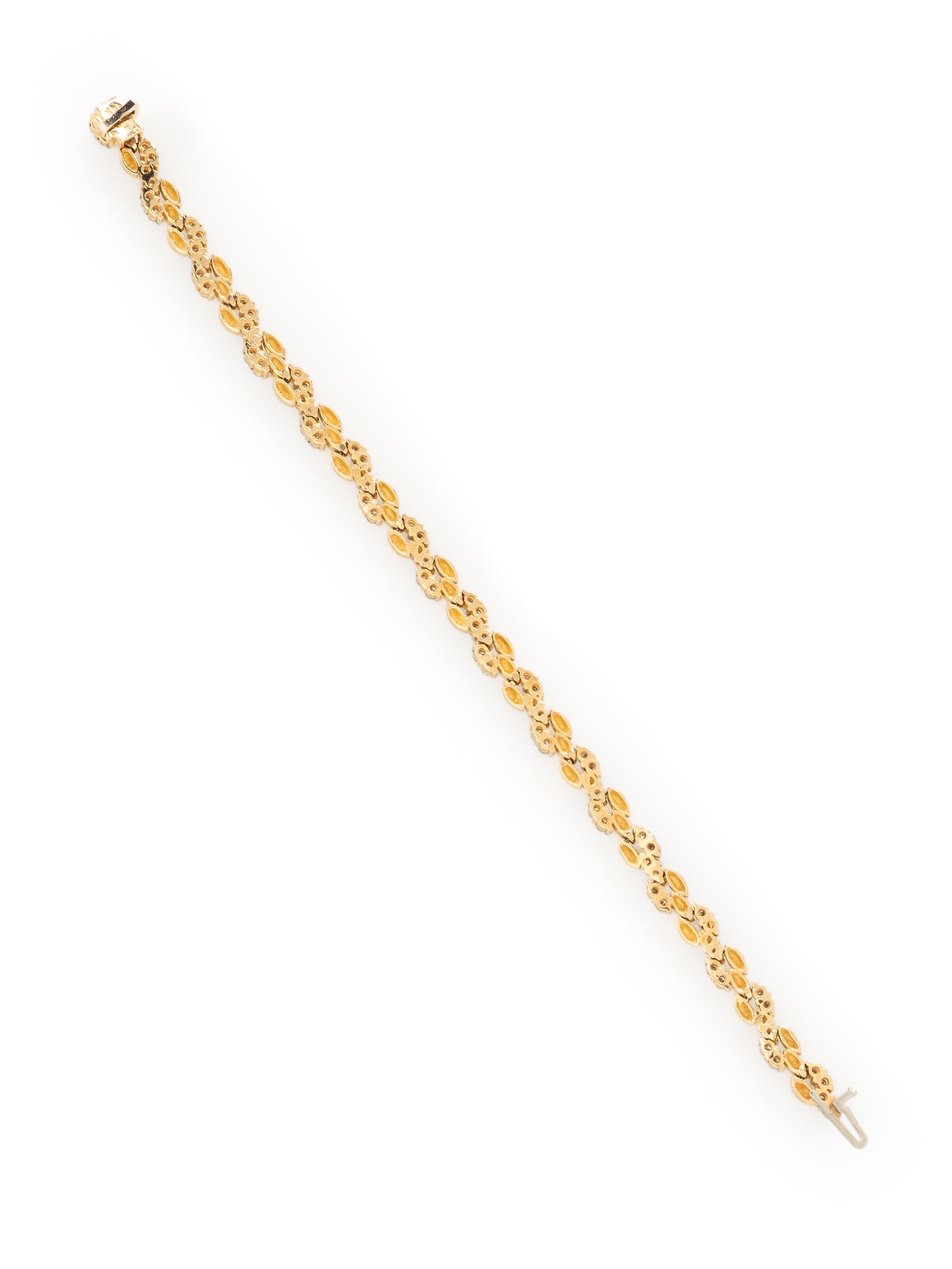 YELLOW GOLD AND DIAMOND BRACELET
